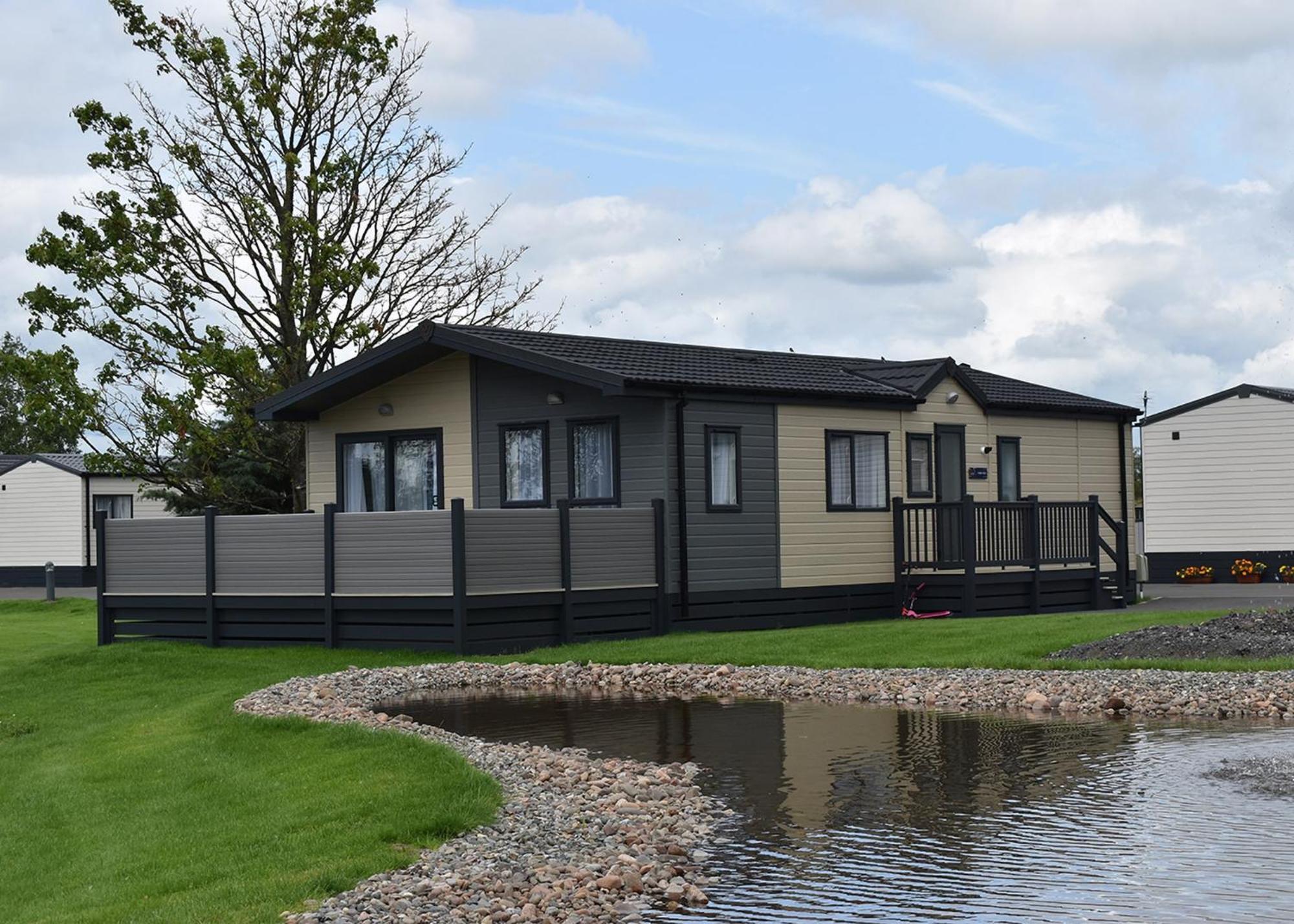 Green Meadows Country Park Hotel Harker Luaran gambar